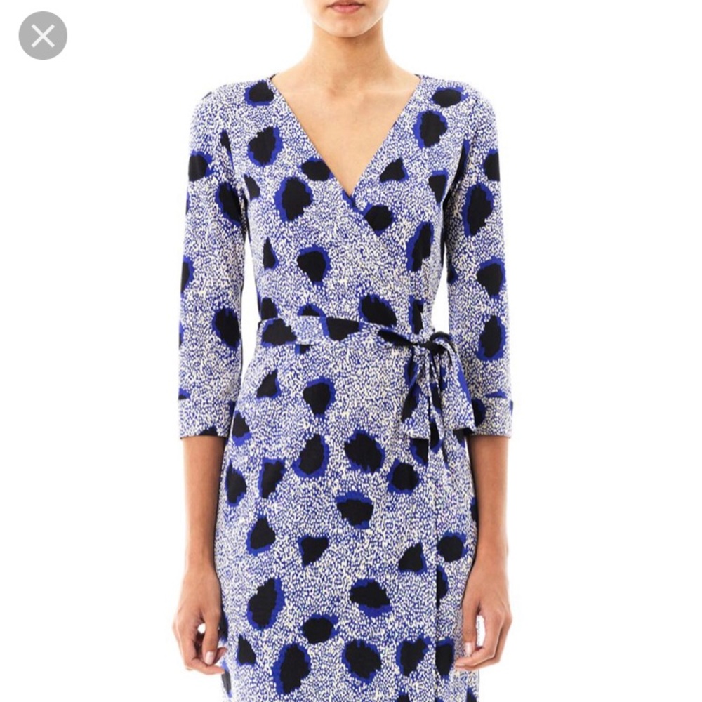 DVF Print Wrap Dress size 0